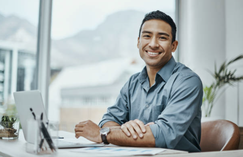 Ergonomic Work Setup for Office Workers: A Physiotherapist’s Guide to Pain-Free Productivity blog photo